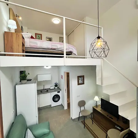 Nora Apartment *